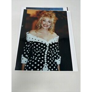 DOLLY PARTON PHOTO COLLECTION 8.5 x 11 LOT OF 24 Performance Press Candid etc